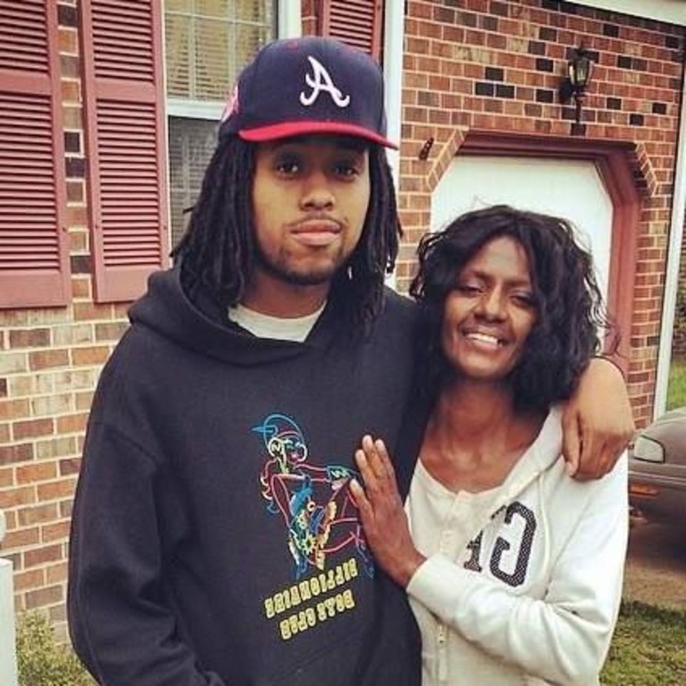 Meet your Posher, Amelia